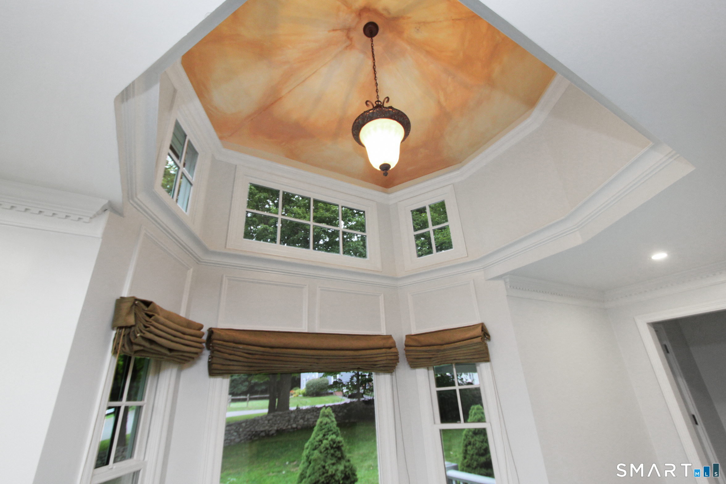 310 Plattsville Road Trumbull, CT 06611 - Photo 3 of 9 Gallery Image 3