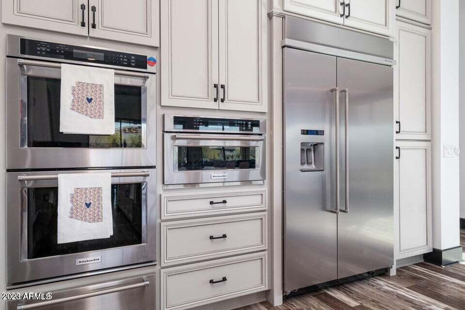 17409 East Monument Court Rio Verde, AZ 85263 - Photo 11 of 44 Upgraded cabinets & appliances