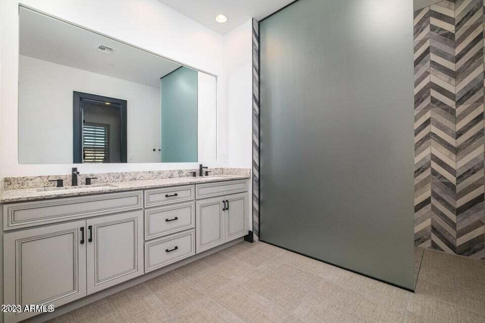17409 East Monument Court Rio Verde, AZ 85263 - Photo 27 of 44 Guest Bath