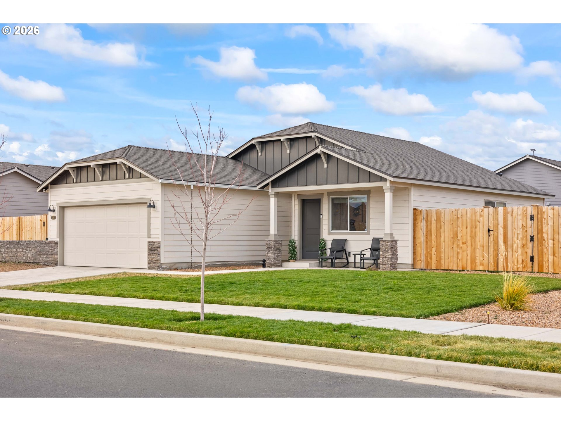 262 Northwest Par Avenue Madras, OR 97741 - Photo 2 of 24