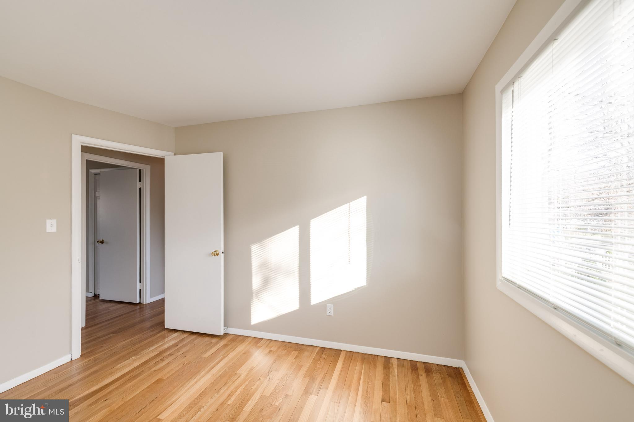 807 Harrington Road Rockville, MD 20852 - Photo 13 of 19 Third Bedroom