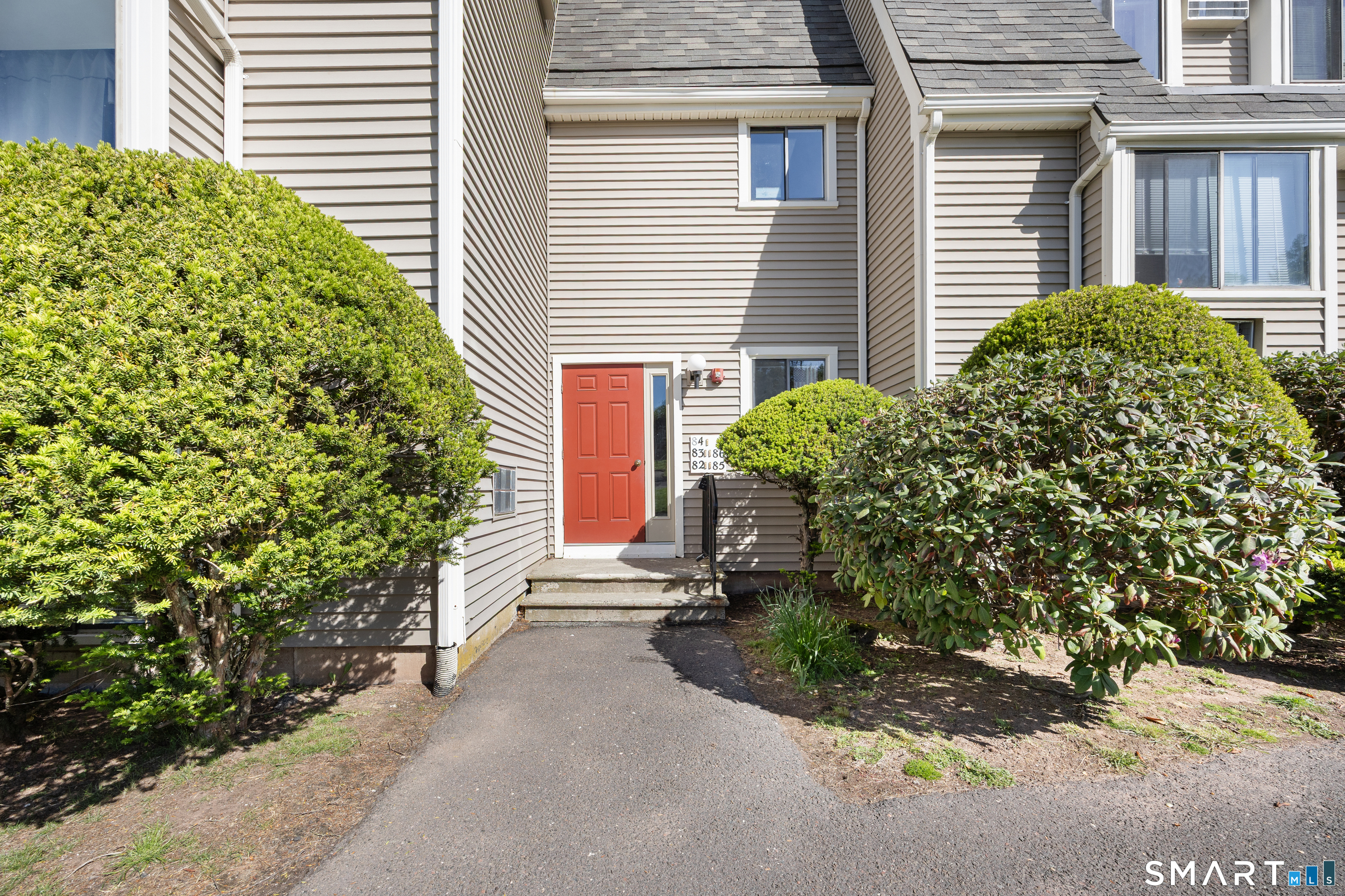 560 Yale Avenue, Unit 82 Meriden, CT 06450 - Photo 2 of 22 a plant that is in front of a house