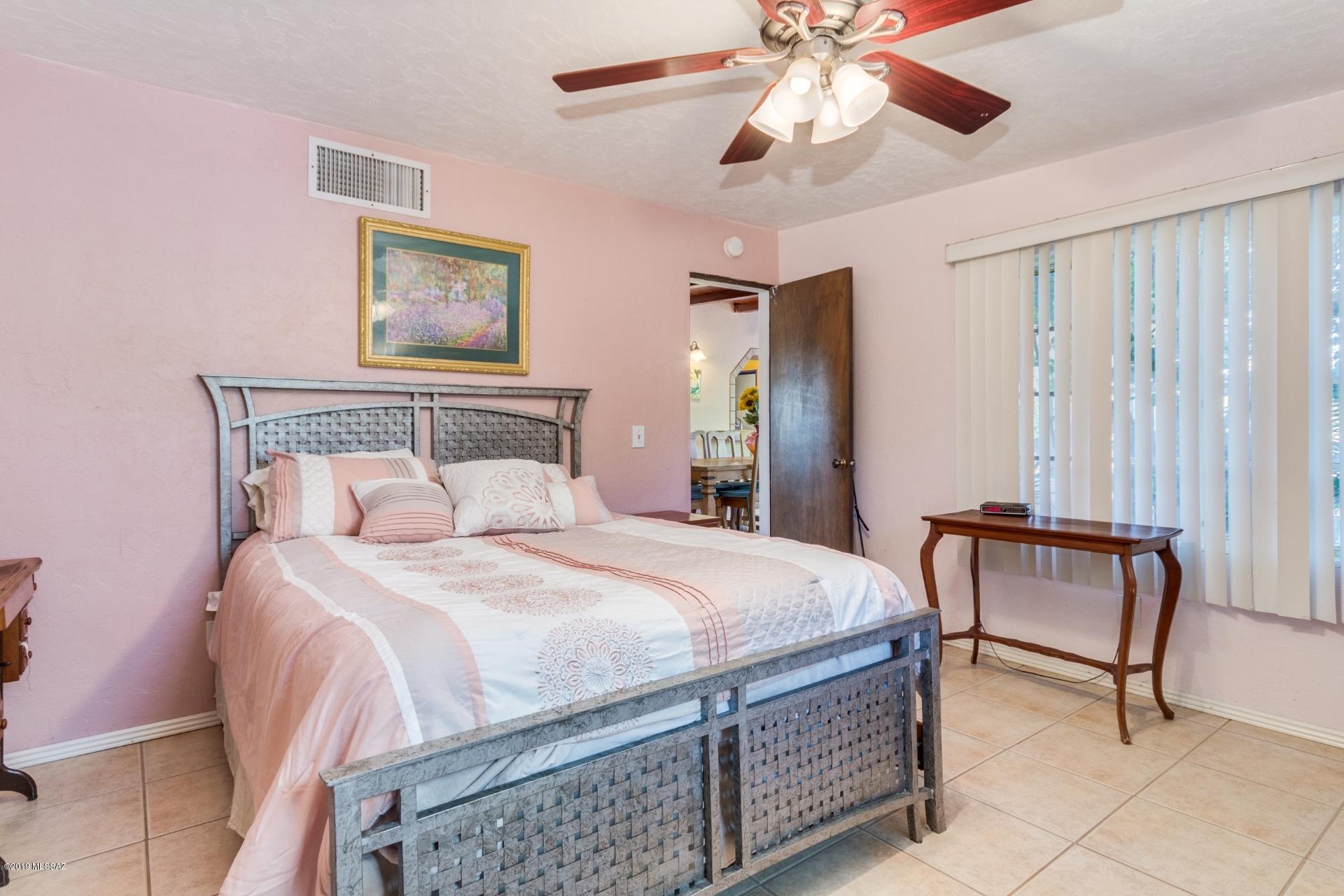 9350 North Shannon Road Tucson, AZ 85742 - Photo 22 of 37