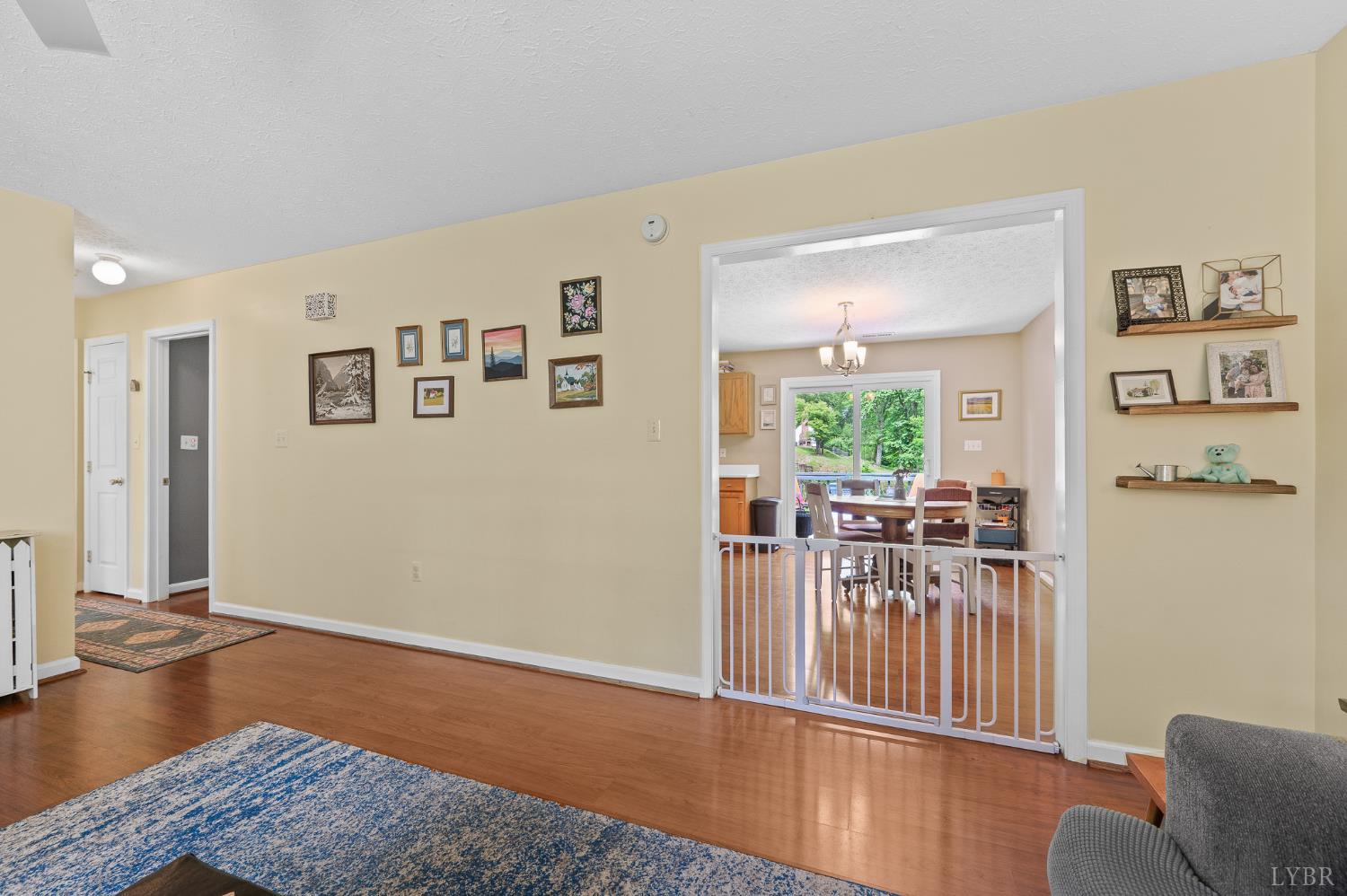 403 Riverside Drive Lynchburg, VA 24503 - Photo 5 of 36