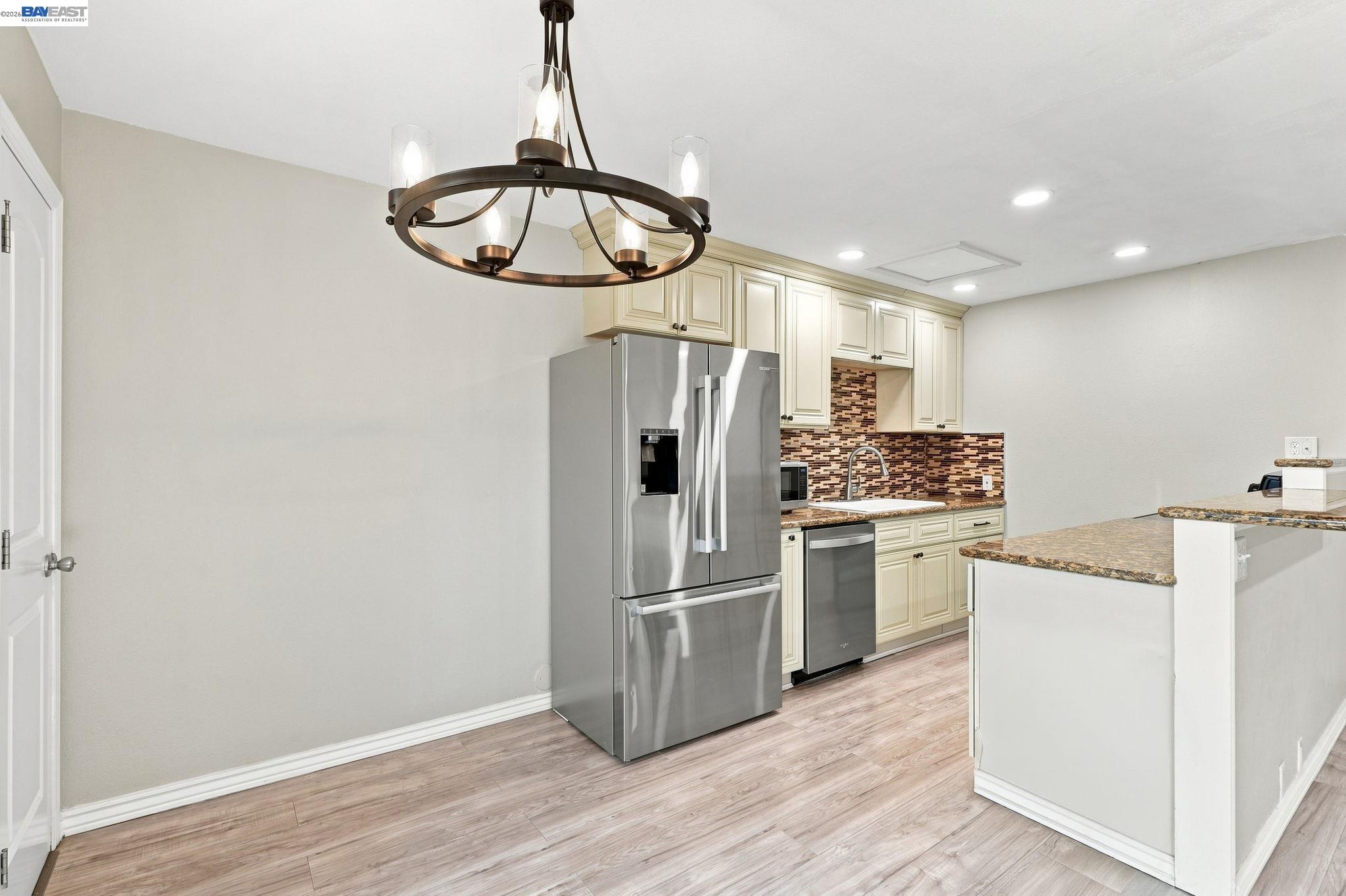 2600 Jones Road, Unit 19 Walnut Creek, CA 94597 - Photo 12 of 30 Gallery Image 12