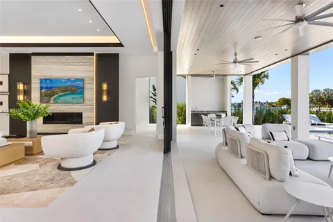 $24,900,000 | 23 Isla Bahia Drive, Fort Lauderdale, FL 33316