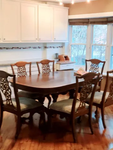 $3,200 | 630 Whitney Avenue, Winthrop Harbor, IL 60096