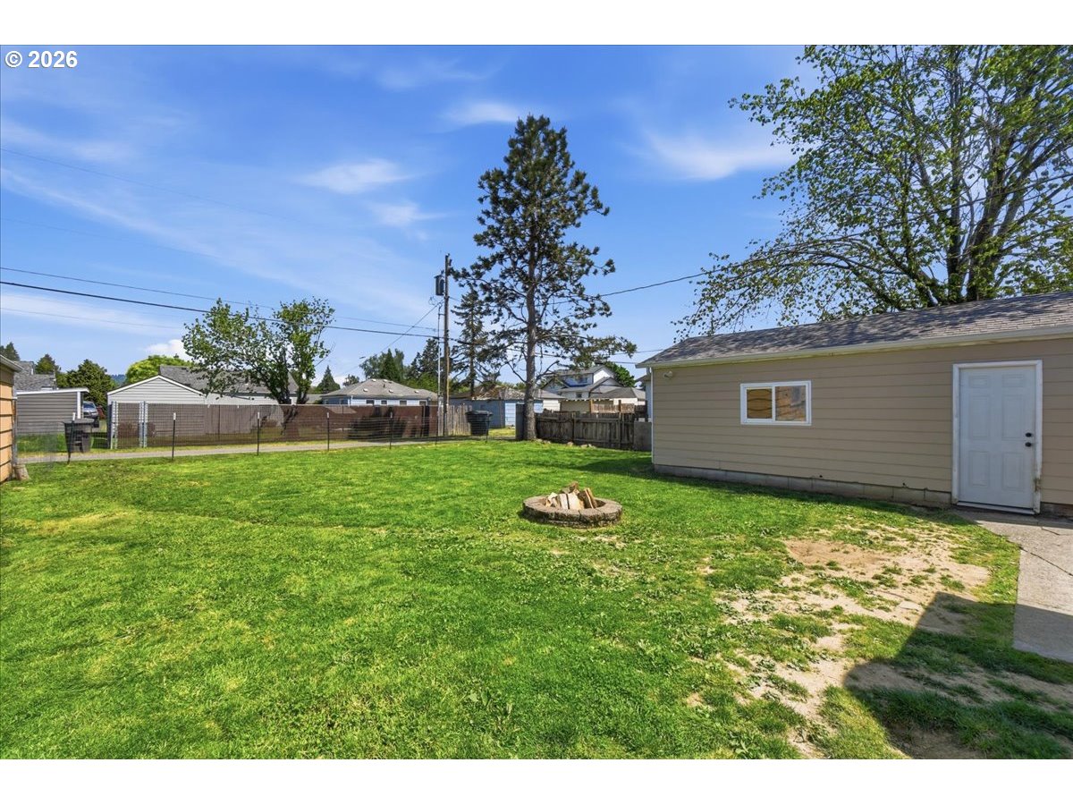 3042 Field Street Longview, WA 98632 - Photo 21 of 25