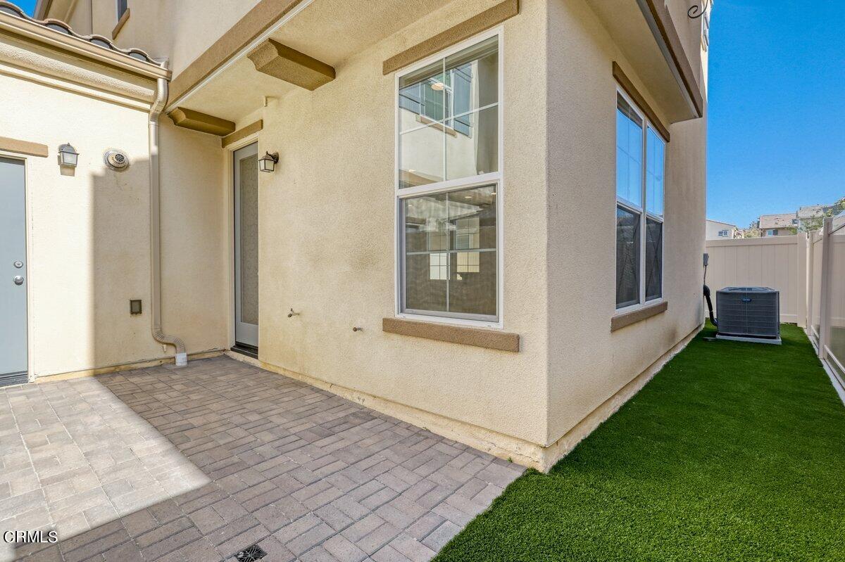 225 Stonegate Road Camarillo, CA 93010 - Photo 32 of 32 a view of a porch with a backyard
