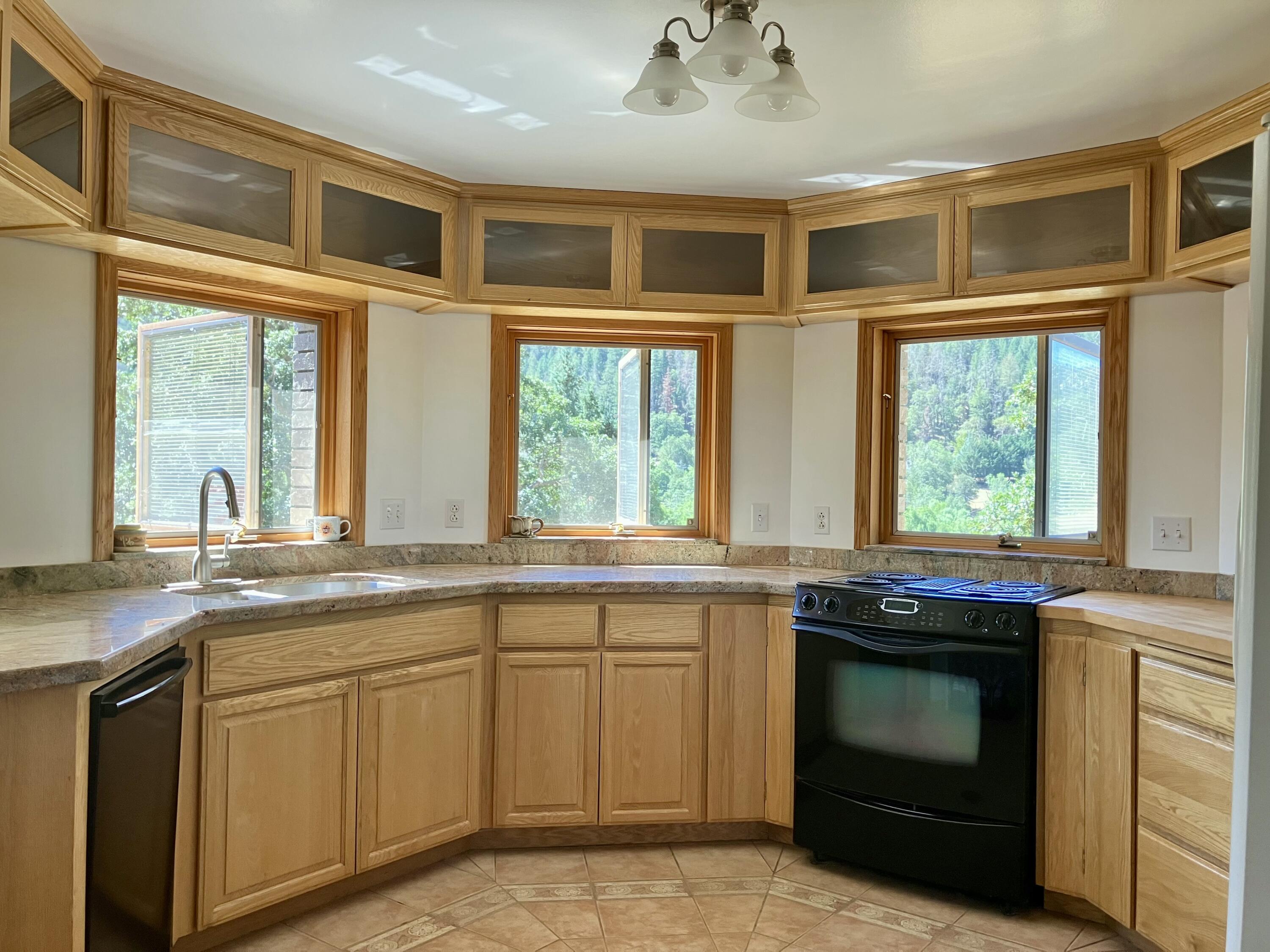 6585 Little Applegate Road Jacksonville, OR 97530 - Photo 106 of 151 Gallery Image 106