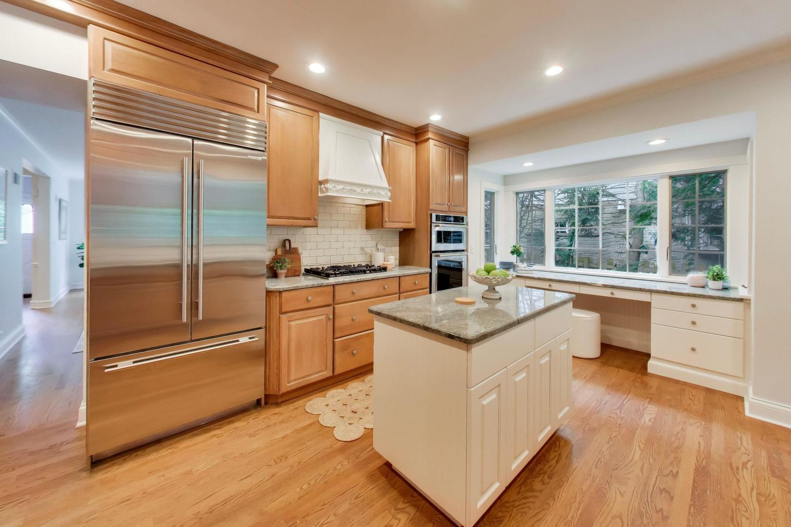917 Romona Road Wilmette, IL 60091 - Photo 12 of 47 Gallery Image 12