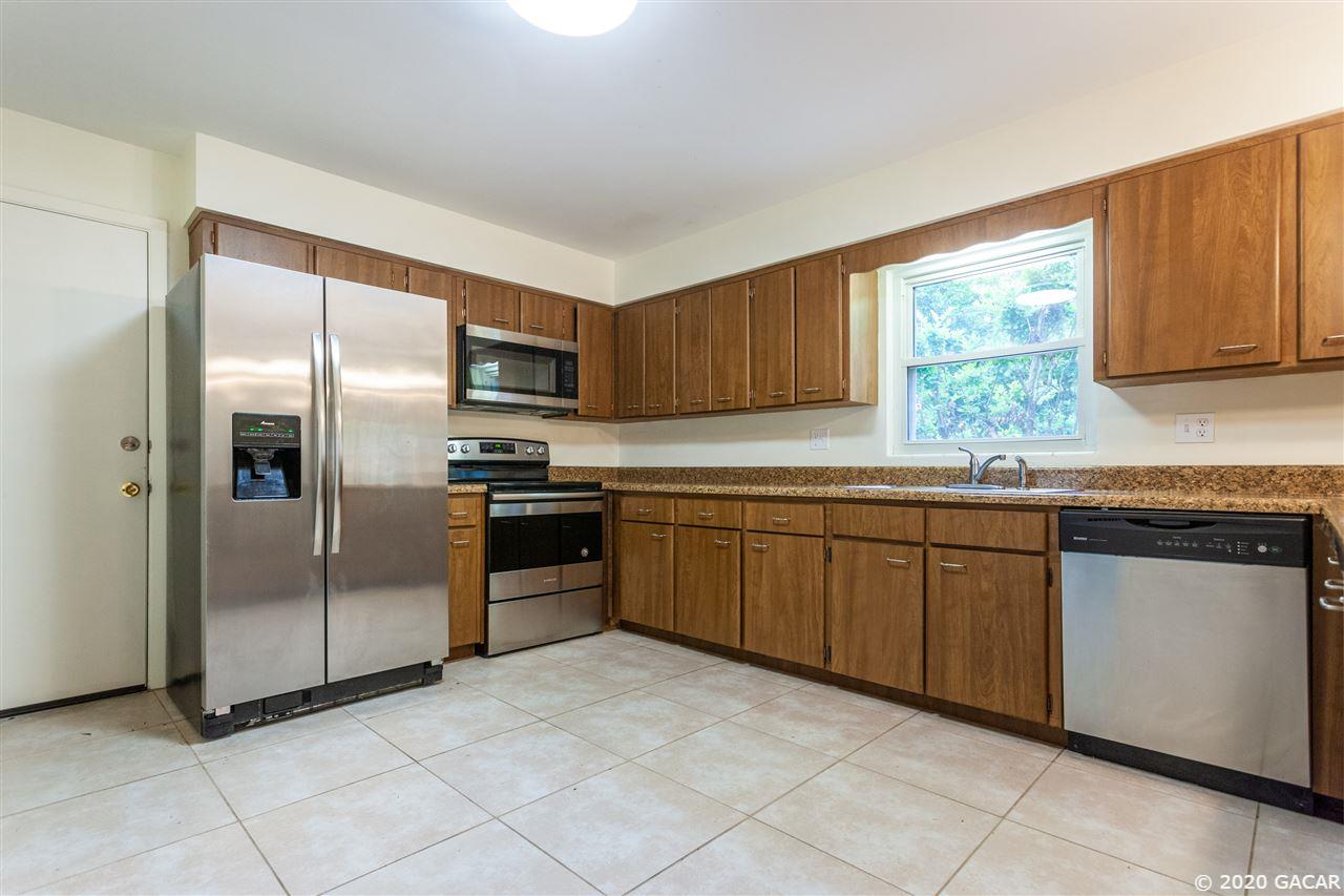 3725 Southwest 3 Place Gainesville, FL 32607 - Photo 13 of 30 Gallery Image 13