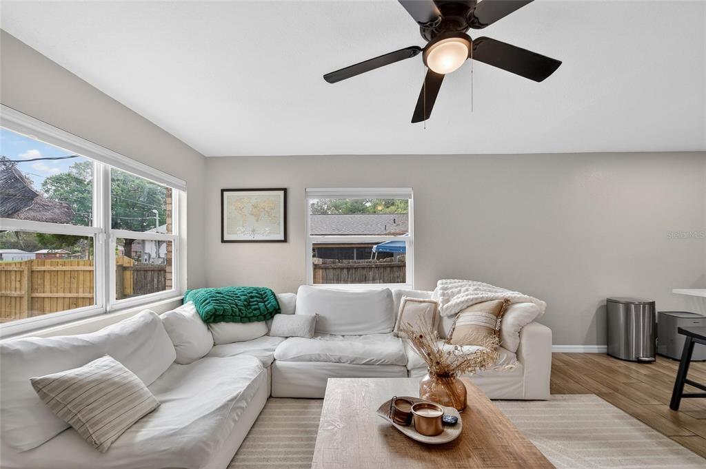5502 Peach Avenue Seffner, FL 33584 - Photo 12 of 48 a living room with furniture