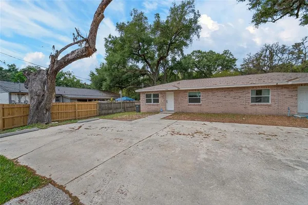 $1,850 | 5502 Peach Avenue, Seffner, FL 33584