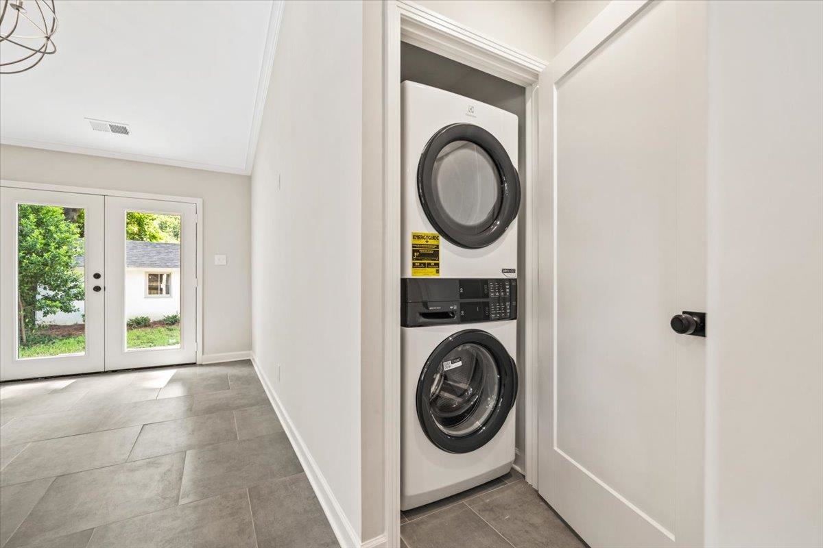 170 South Greer Street Memphis, TN 38111 - Photo 25 of 35 Integrated laundry closet with stacked appliances