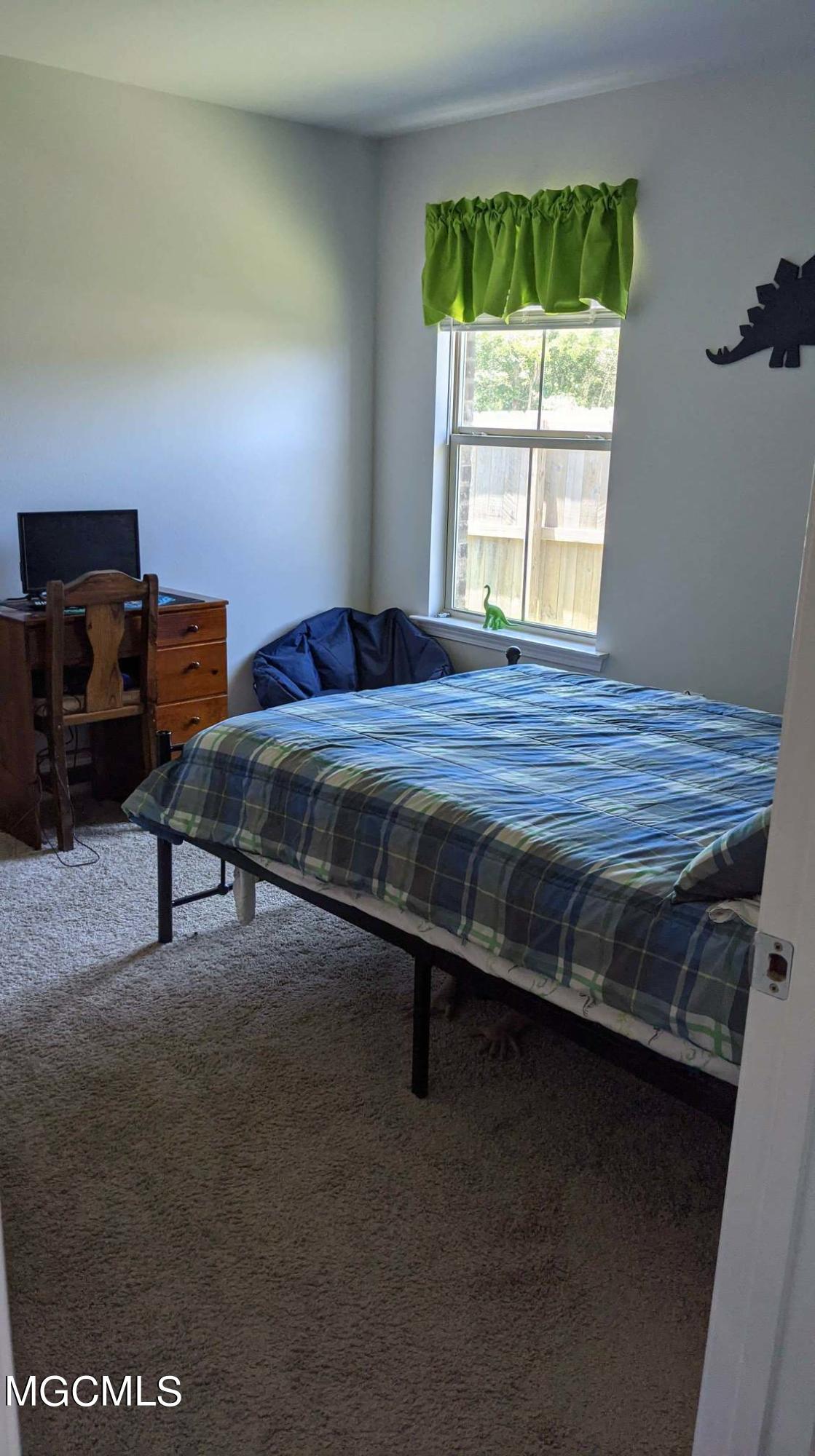 6253 Roxanne Way Biloxi, MS 39532 - Photo 10 of 16 file-2