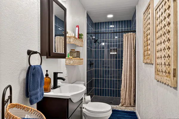 $885,000 | 12 Cold Springs River Drive, Concan, TX 78838