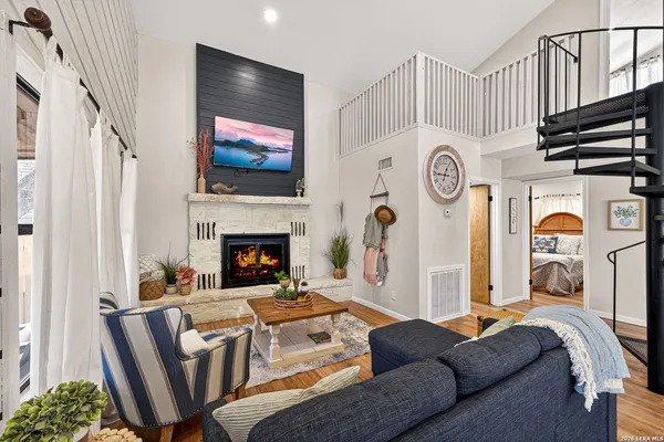 $885,000 | 12 Cold Springs River Drive, Concan, TX 78838