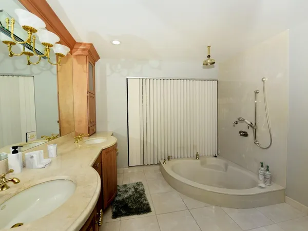 $7,000 | 5979 Pinebrook Drive, Boca Raton, FL 33433