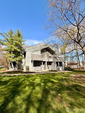 $2,400 | 505 Woodhaven Drive, Edison, NJ 08817