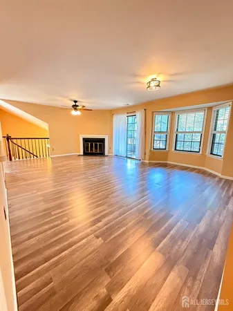 $2,400 | 505 Woodhaven Drive, Edison, NJ 08817