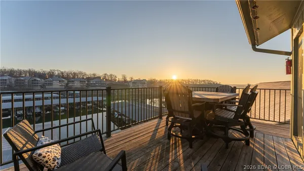 $229,900 | 150 Southwood Shores Place, Unit 3044D, Lake Ozark, MO 65049