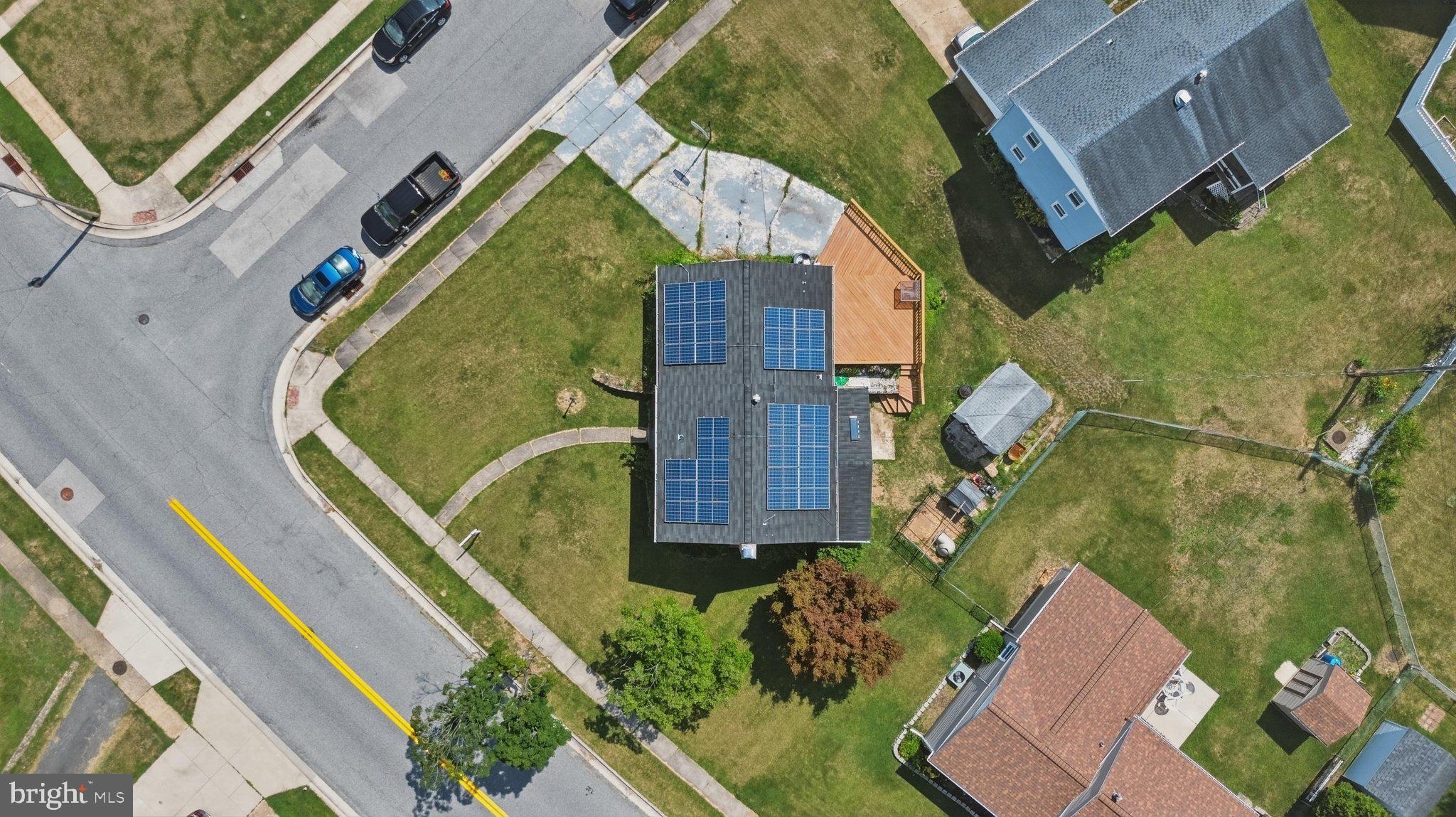 5824 Oakland Road Baltimore, MD 21227 - Photo 36 of 43 DJI_0322_autoremove_44081578