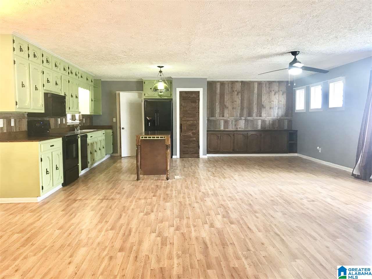 312 Valley Road Weaver, AL 36277 - Photo 7 of 46