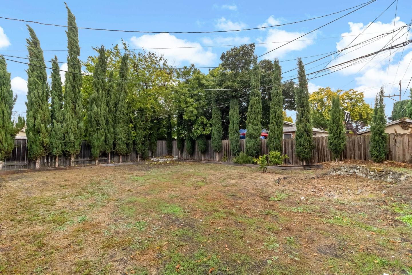 527 Easy Street Mountain View, CA 94043 - Photo 27 of 57 a view of backyard and trees