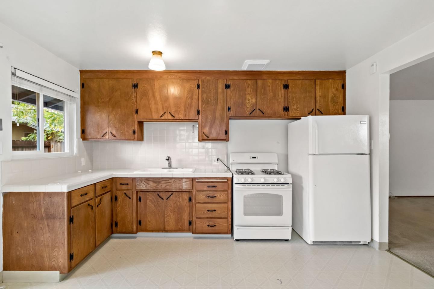 527 Easy Street Mountain View, CA 94043 - Photo 38 of 57