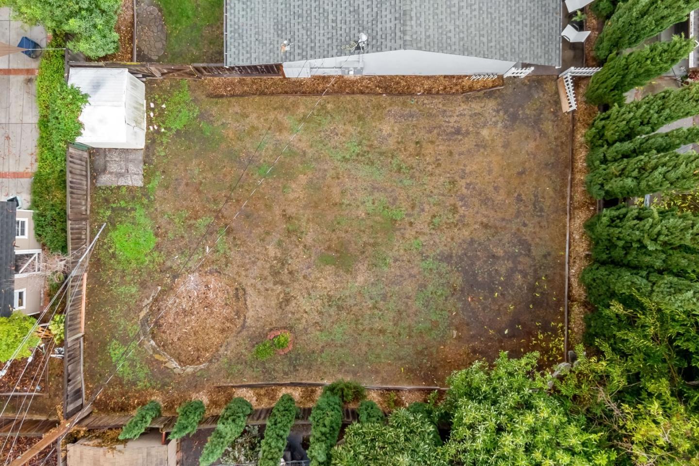 527 Easy Street Mountain View, CA 94043 - Photo 53 of 57 an aerial view of a house with a yard
