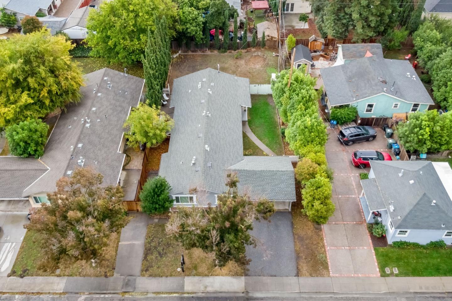 527 Easy Street Mountain View, CA 94043 - Photo 56 of 57 an aerial view of a house with garden space and street view