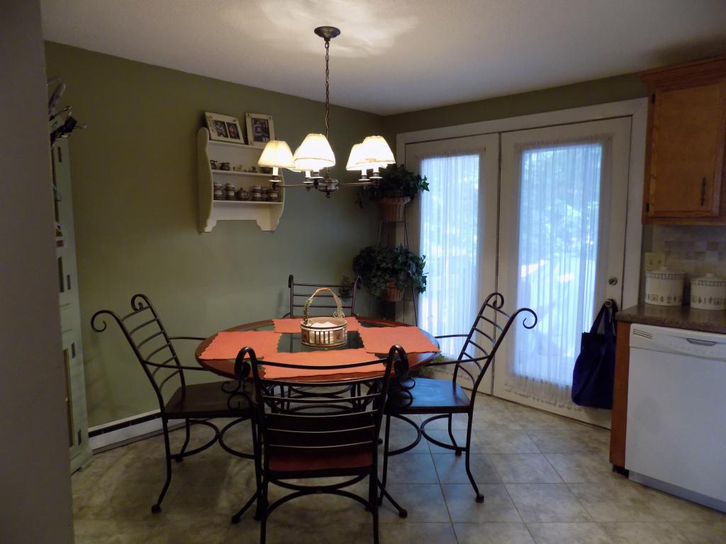 36 L Derryfield Road, Unit L Derry, NH 03038 - Photo 3 of 7