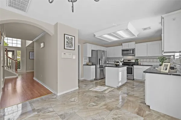 $2,400 | 2018 Waverly Glend Drive, Katy, TX 77450