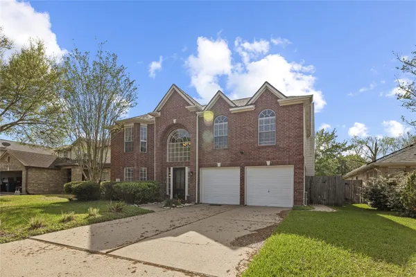 $2,400 | 2018 Waverly Glend Drive, Katy, TX 77450