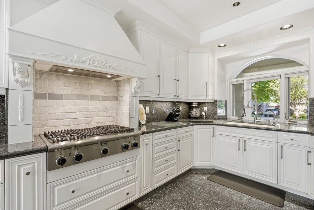 853 Riverside Drive San Jose, CA 95125 - Photo 9 of 52