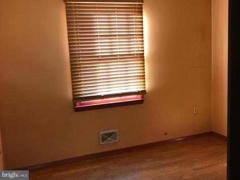 1615 Burnfield Road Baltimore, MD 21237 - Photo 13 of 17 BEDROOM