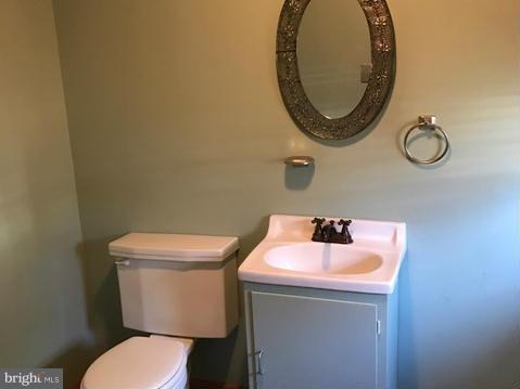 1615 Burnfield Road Baltimore, MD 21237 - Photo 15 of 17 POWDER ROOM