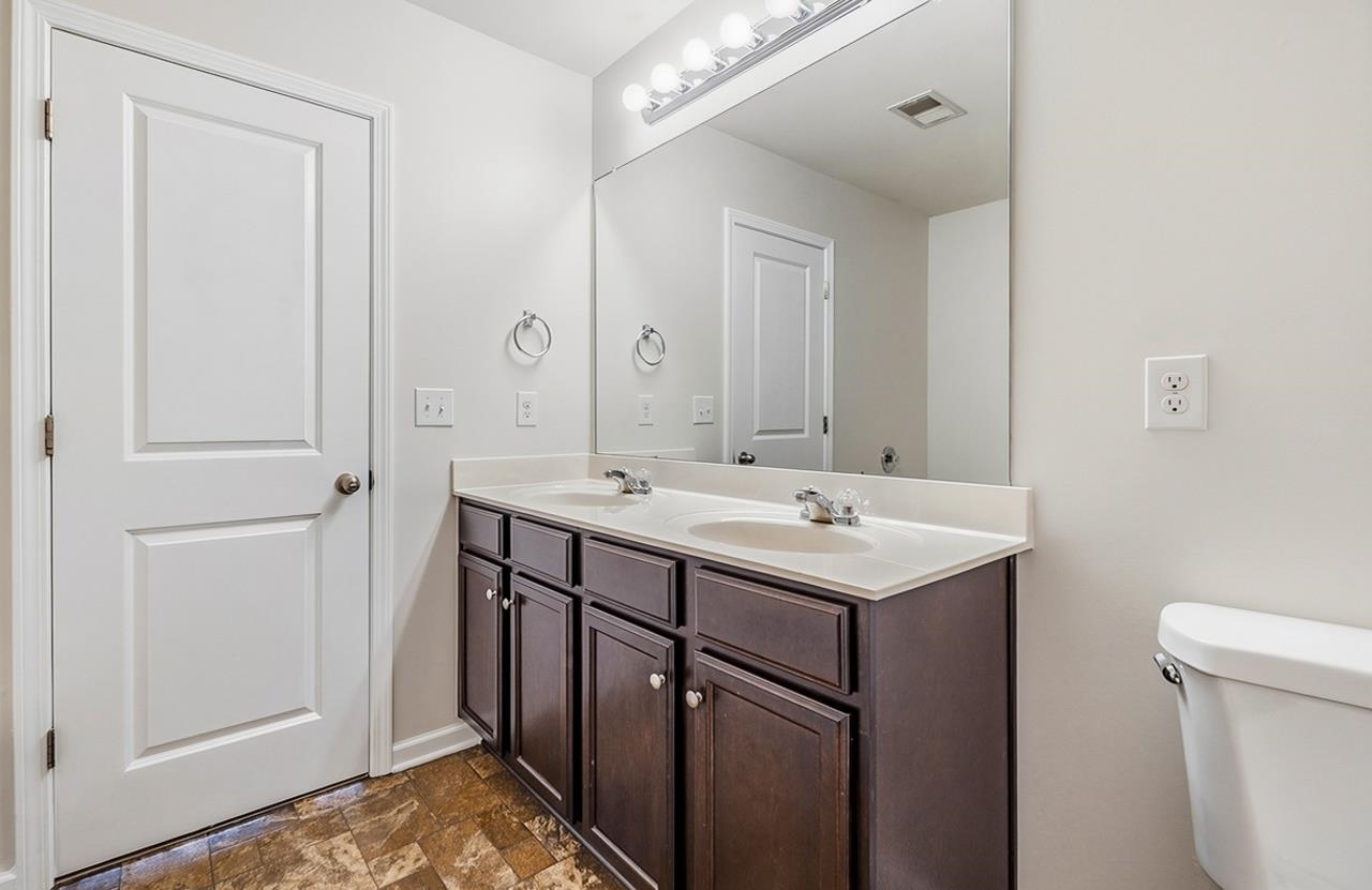 800 Brighton Ridge Court Wellford, SC 29385 - Photo 17 of 31
