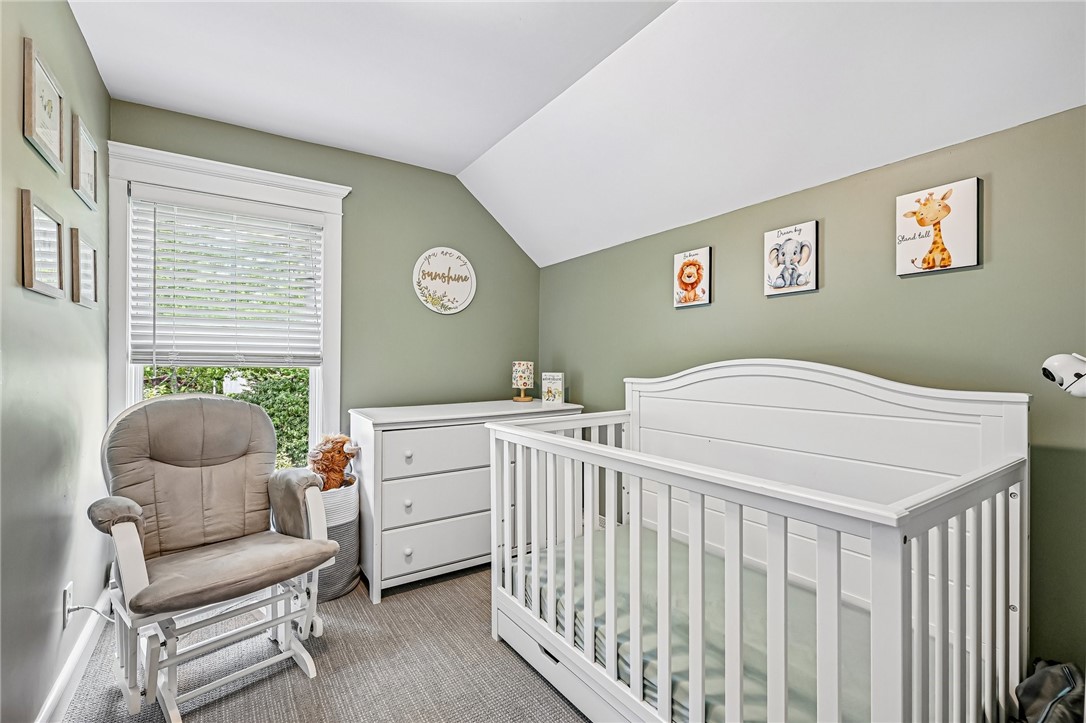 40 Sylvia Road Tiverton, RI 02878 - Photo 17 of 50