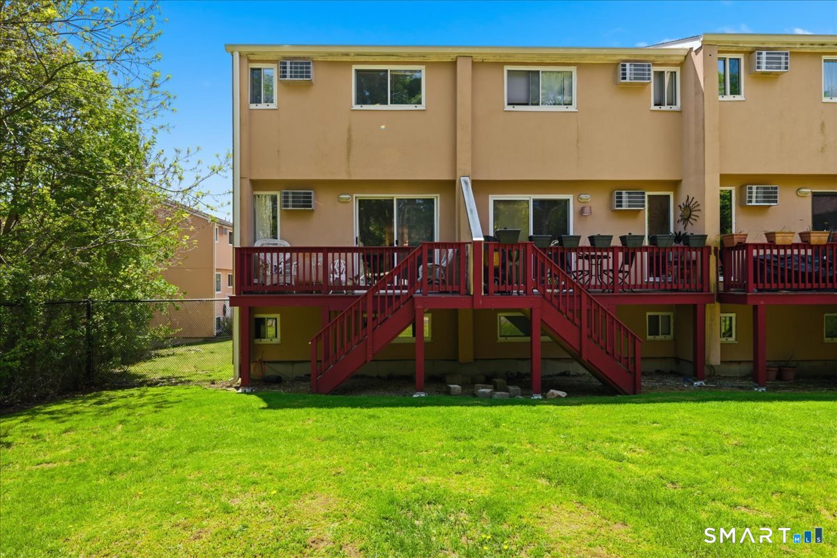 592 Shennecossett Road, Unit D86 Groton, CT 06340 - Photo 28 of 32