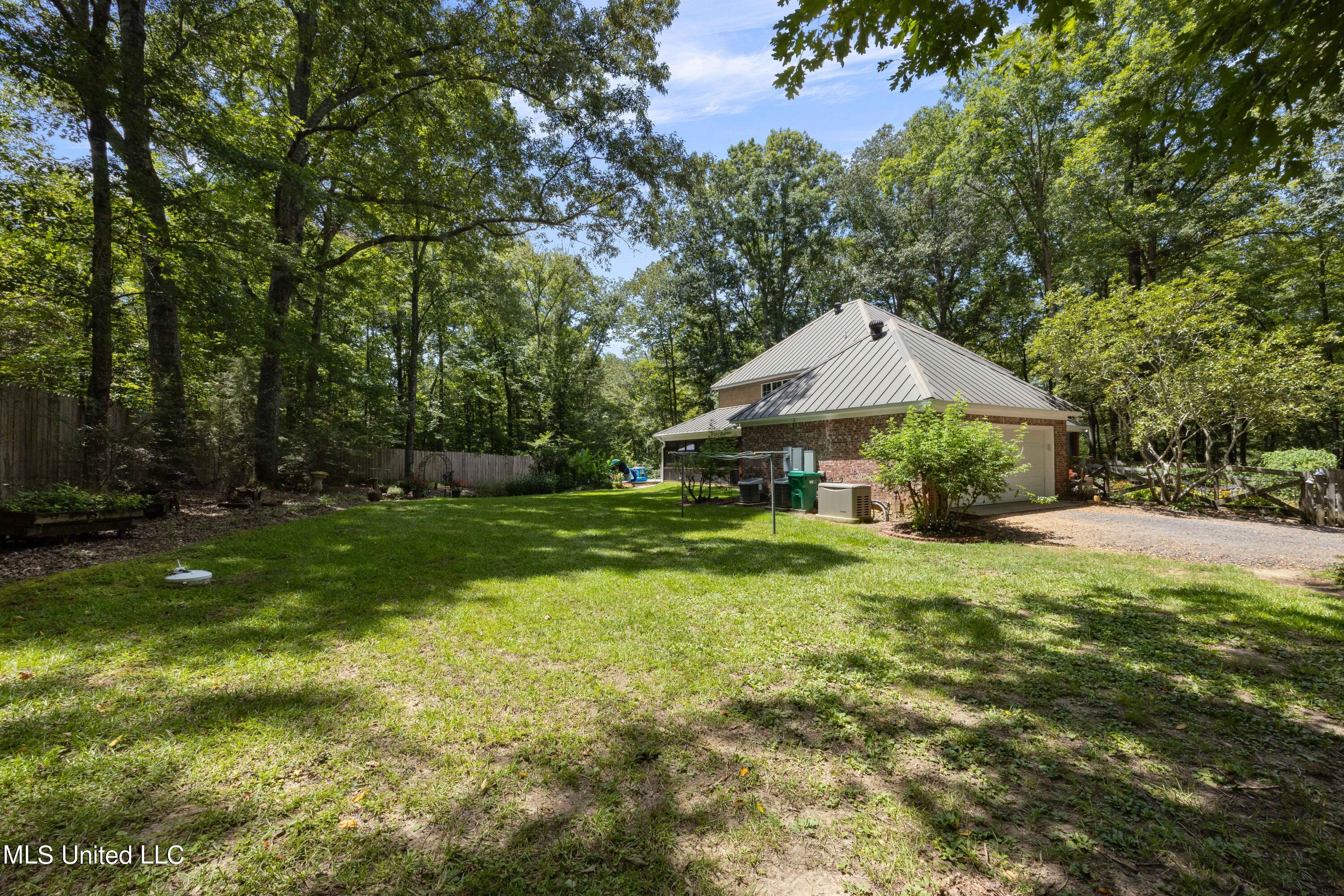 6779 Parsons Road Terry, MS 39170 - Photo 6 of 41 EOSR9215