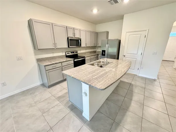 $2,295 | 1610 Colt Creek Place, Wesley Chapel, FL 33543