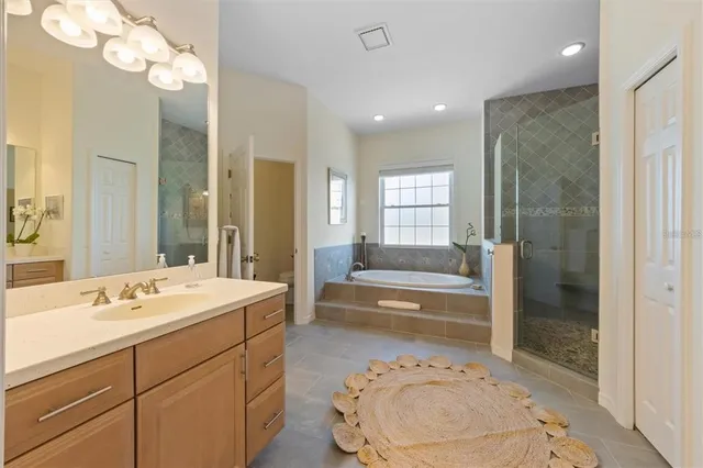 $1,795,000 | 504 59th Street, Holmes Beach, FL 34217