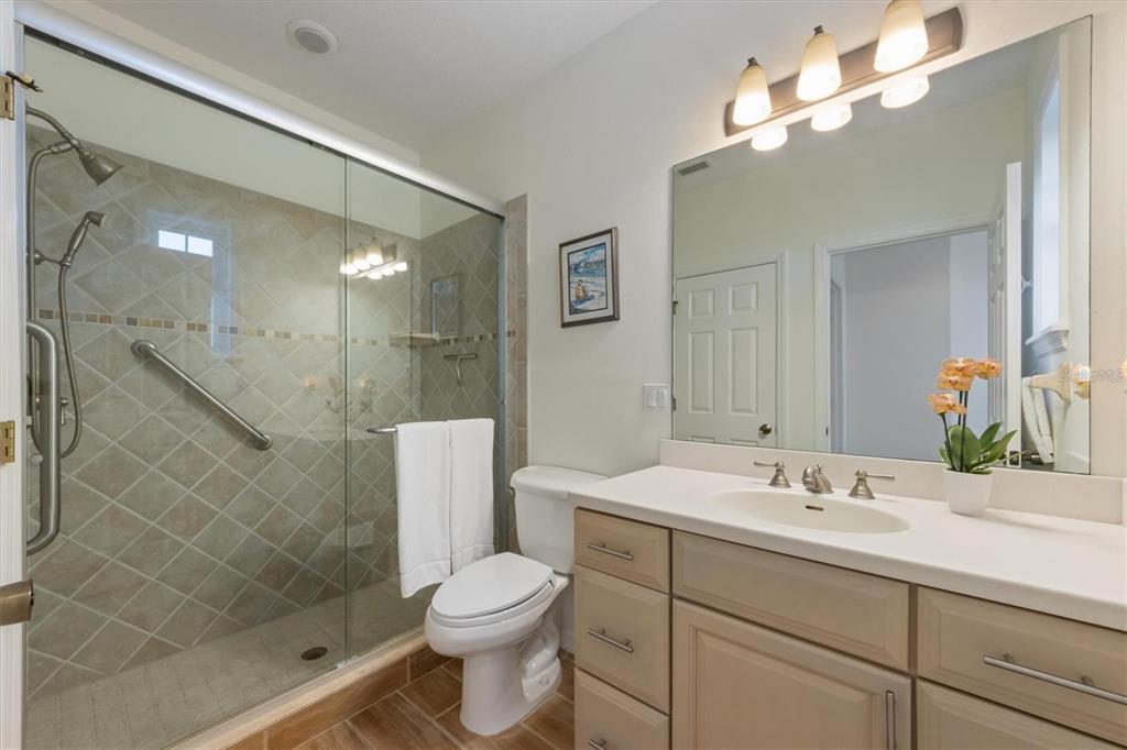 504 59th Street Holmes Beach, FL 34217 - Photo 25 of 51