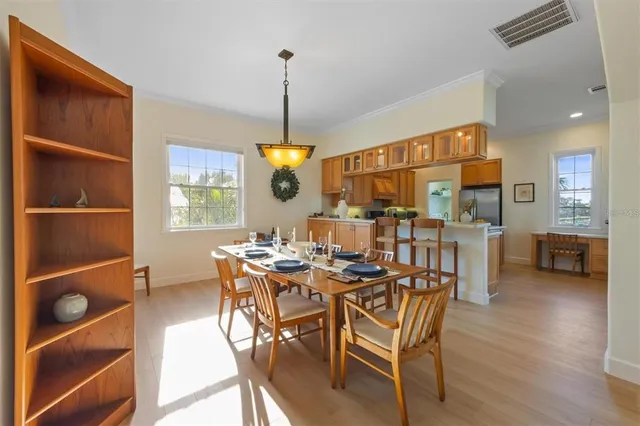 $1,795,000 | 504 59th Street, Holmes Beach, FL 34217