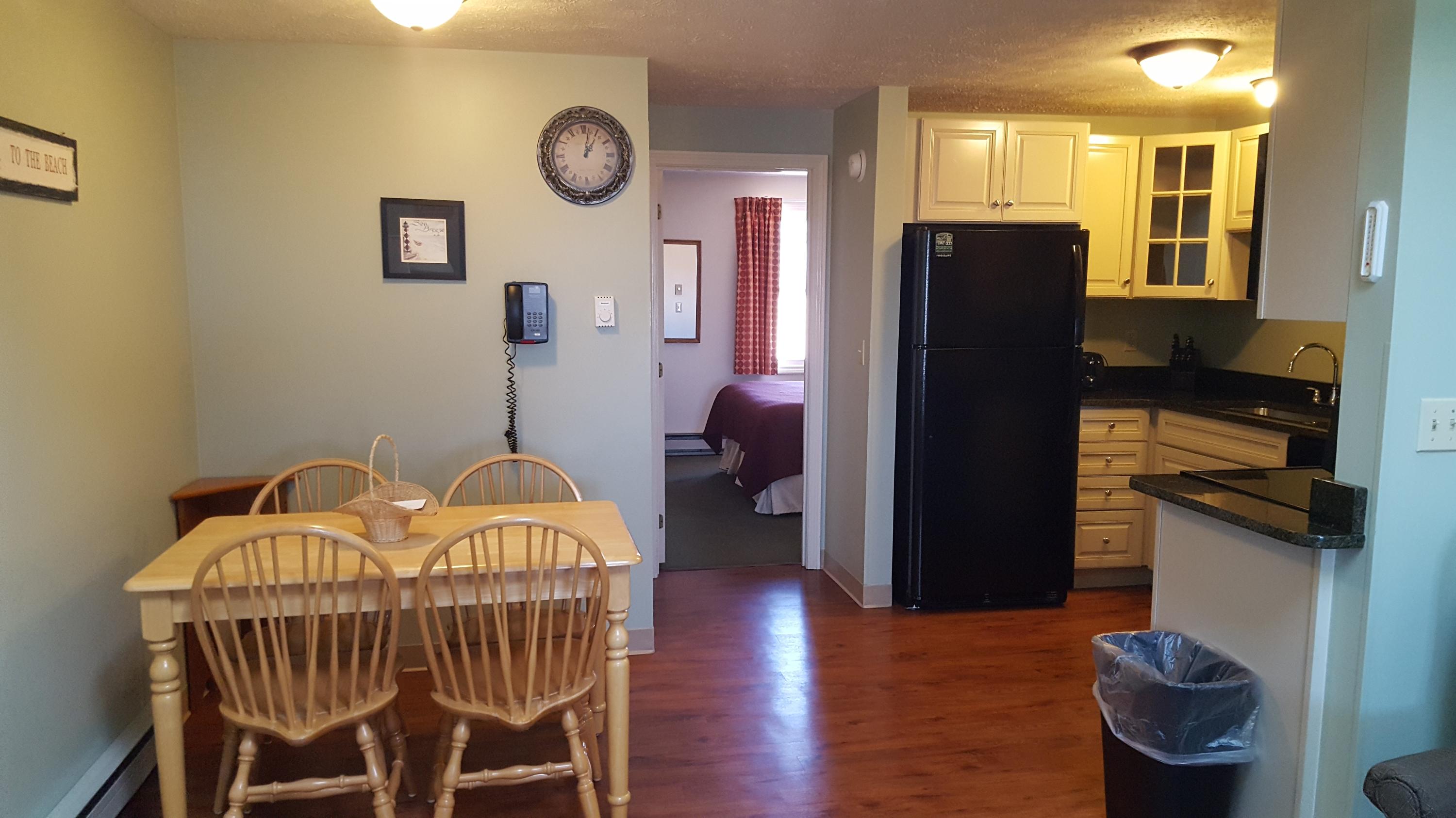 60 Mile Road, Unit 137 Wells, ME 04090 - Photo 13 of 22 Debus dining area