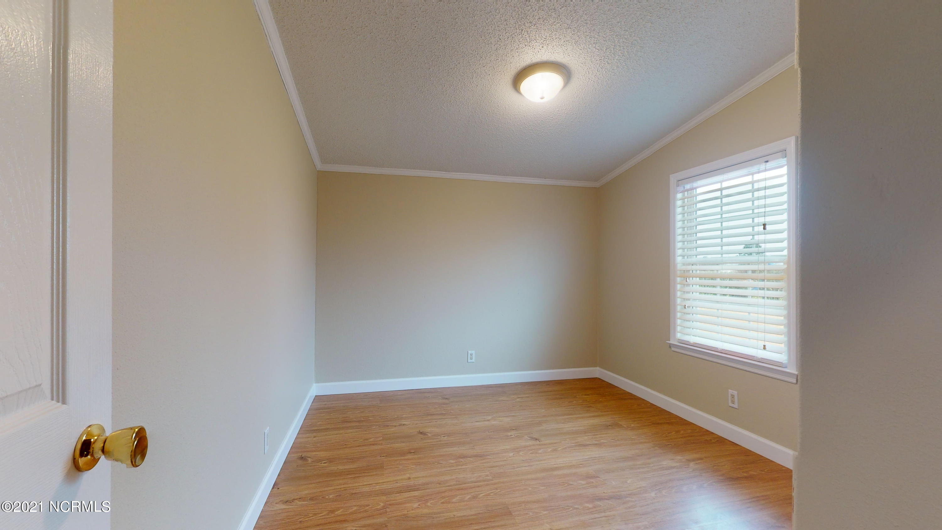 1755 East Hanrahan Road Ayden, NC 28513 - Photo 14 of 35 1755 E Hanrahan Road-28