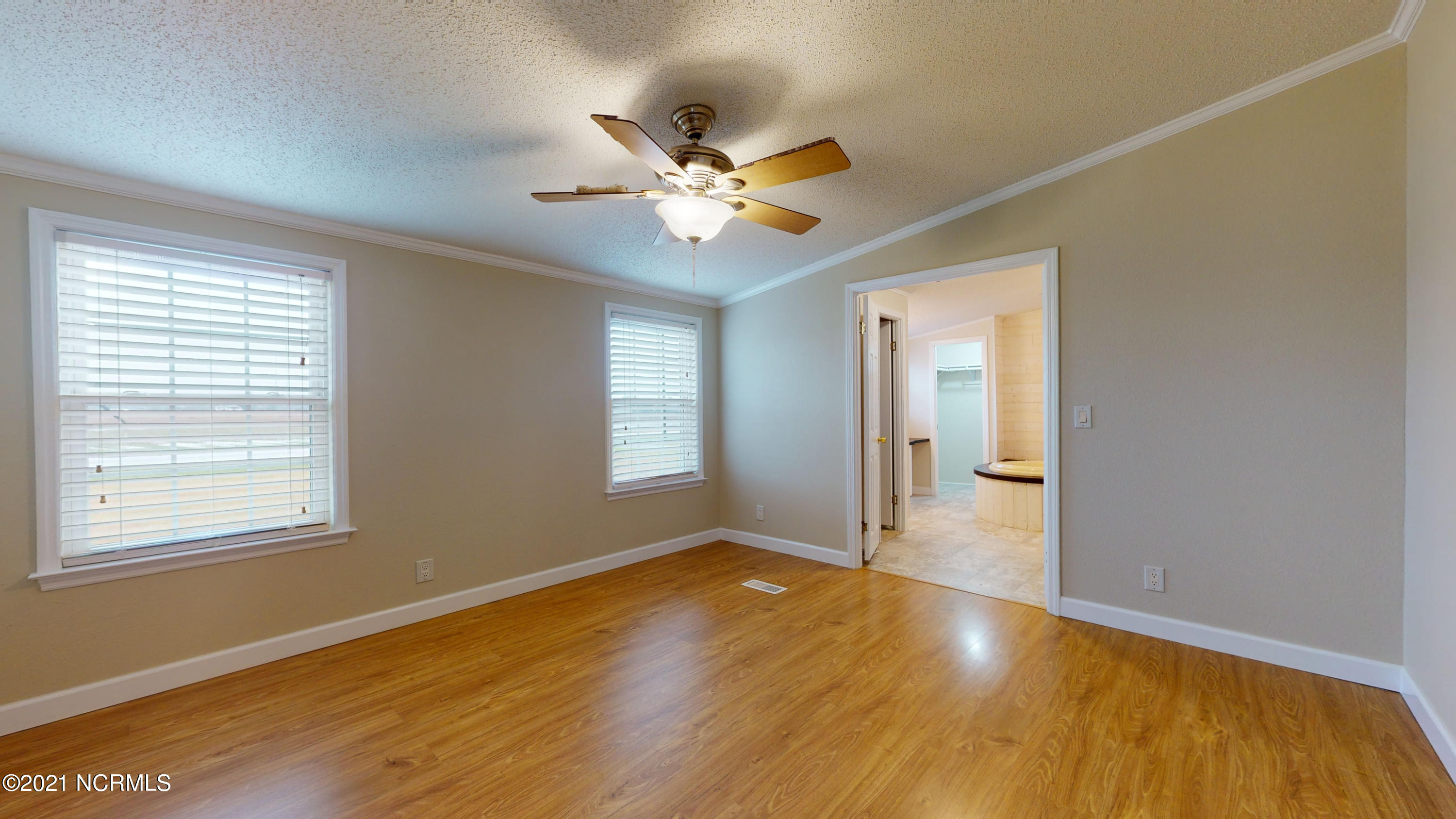 1755 East Hanrahan Road Ayden, NC 28513 - Photo 21 of 35 1755 E Hanrahan Road-35