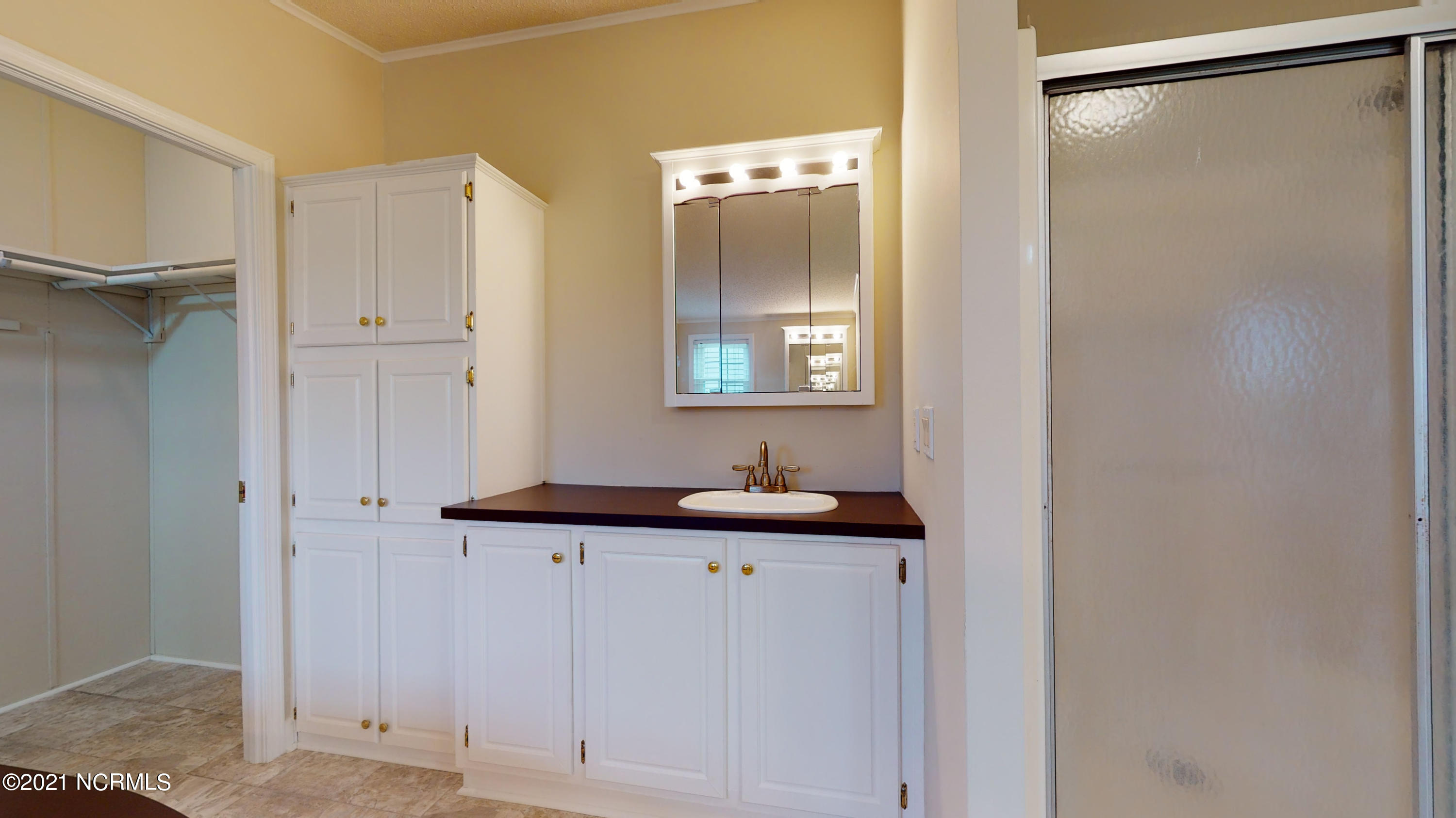 1755 East Hanrahan Road Ayden, NC 28513 - Photo 25 of 35 1755 E Hanrahan Road-39